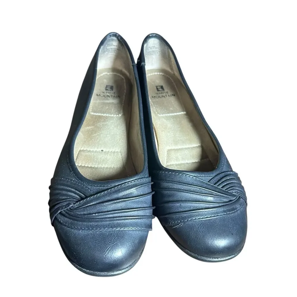 White Mountain Black Leather Flats Size 8.5 Slip On Comfort